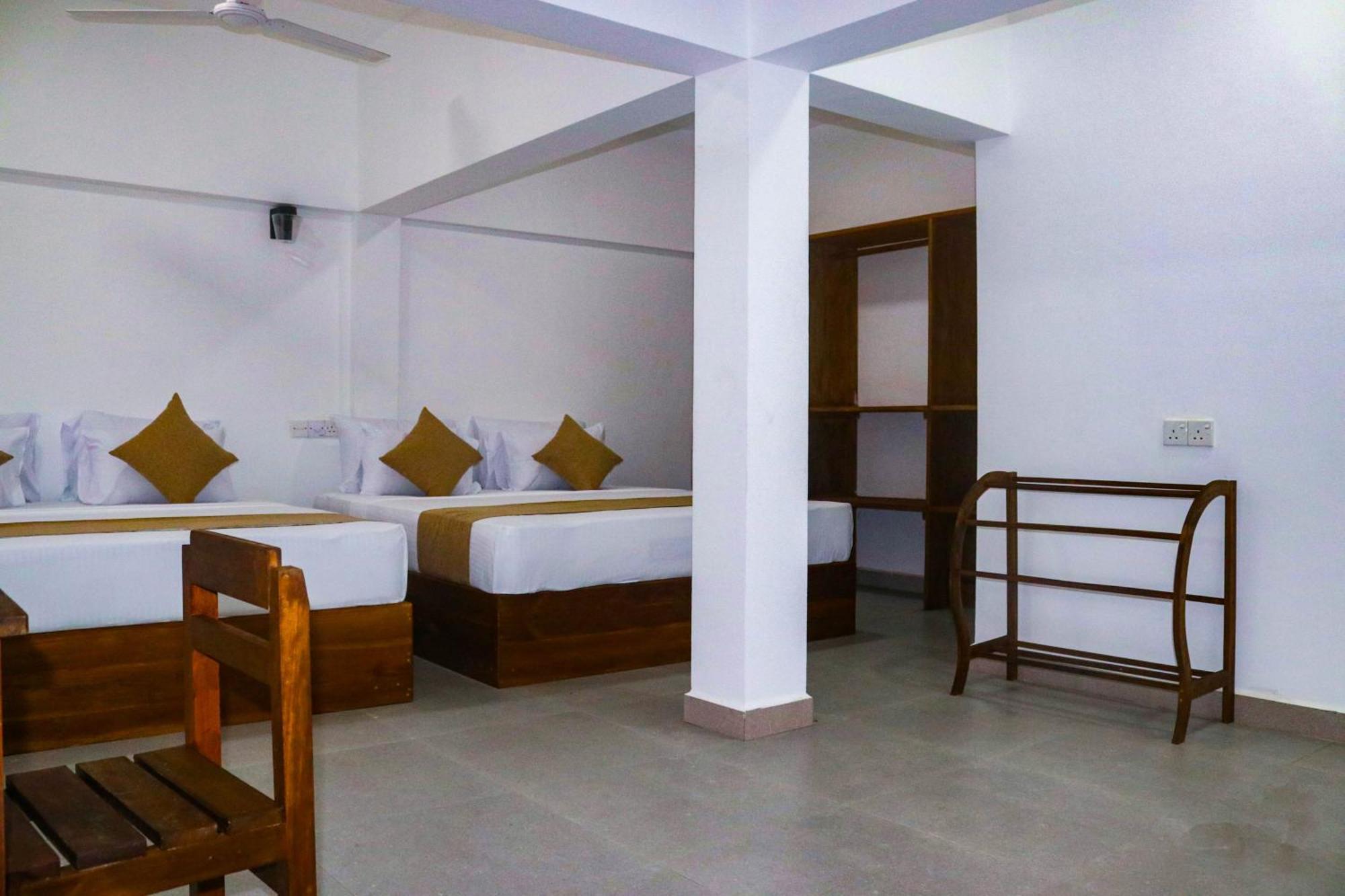 Reecha Resort & Hotel Kilinochchi Esterno foto