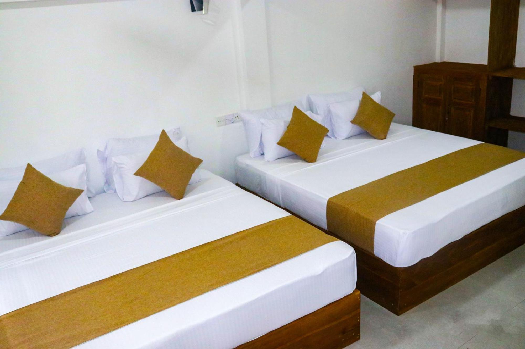 Reecha Resort & Hotel Kilinochchi Esterno foto