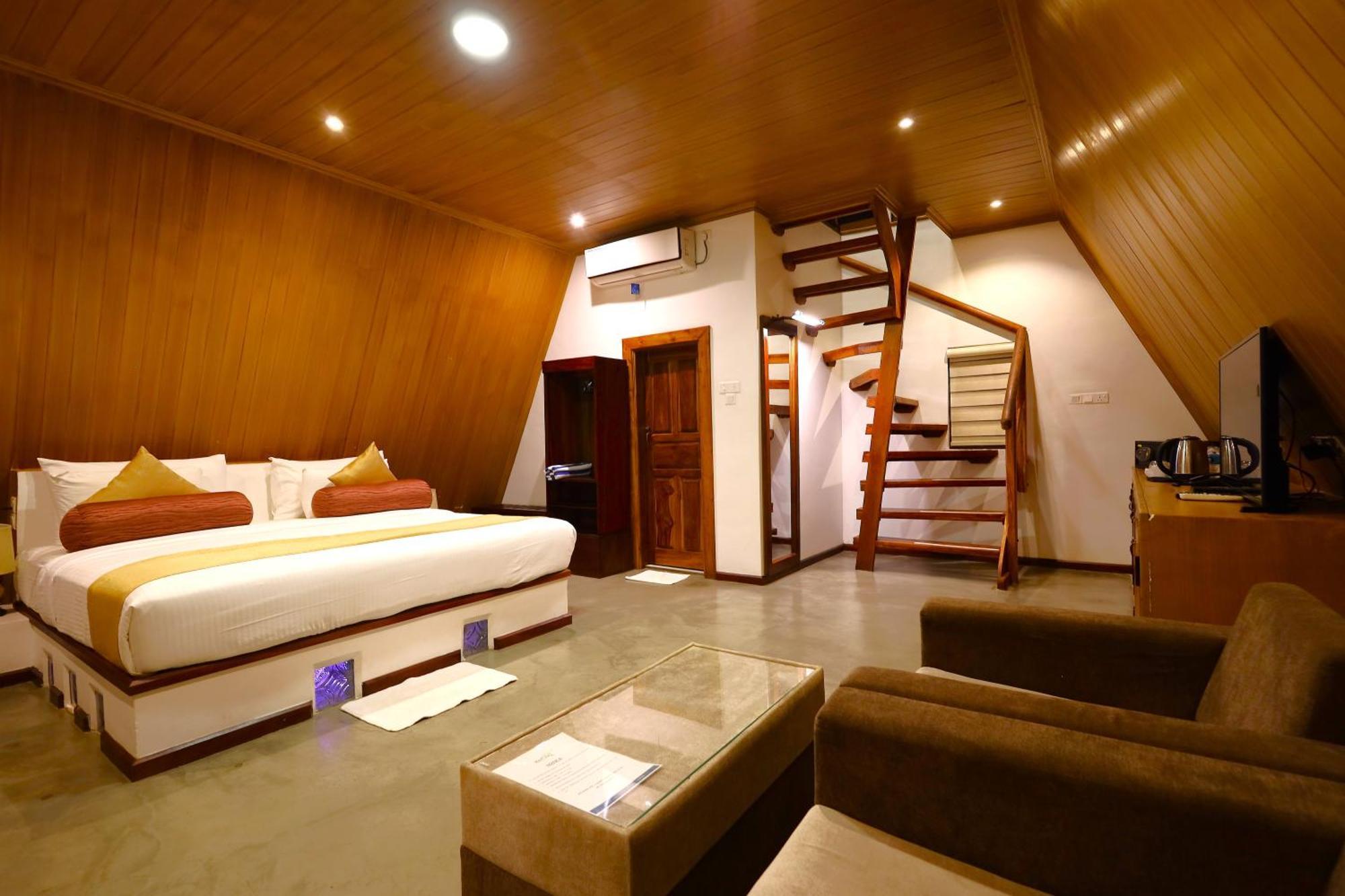 Reecha Resort & Hotel Kilinochchi Esterno foto